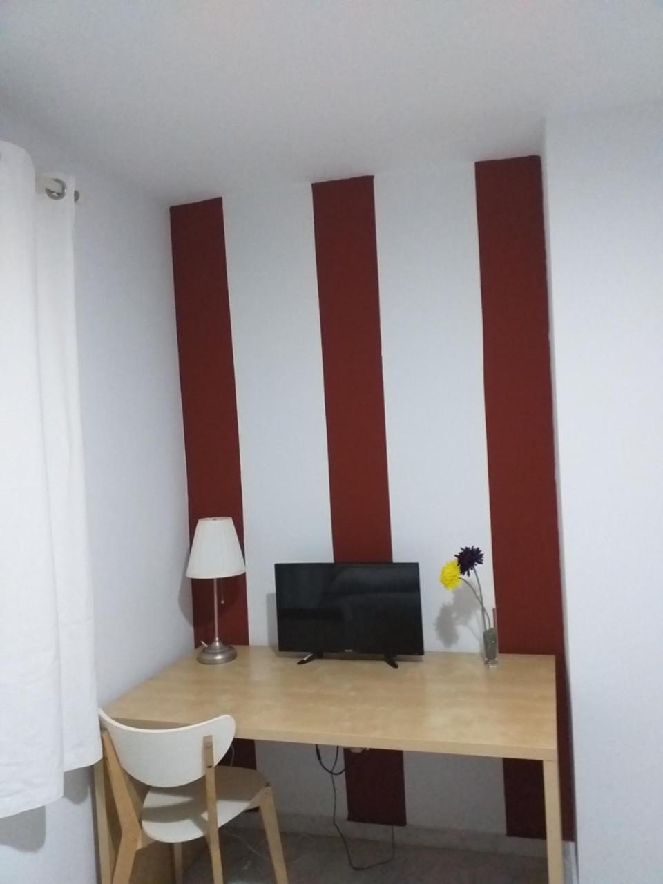 Hostal Monteluna Rociana Esterno foto